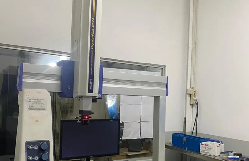 Mitutoyo Crysta-Apex S9106 CMM